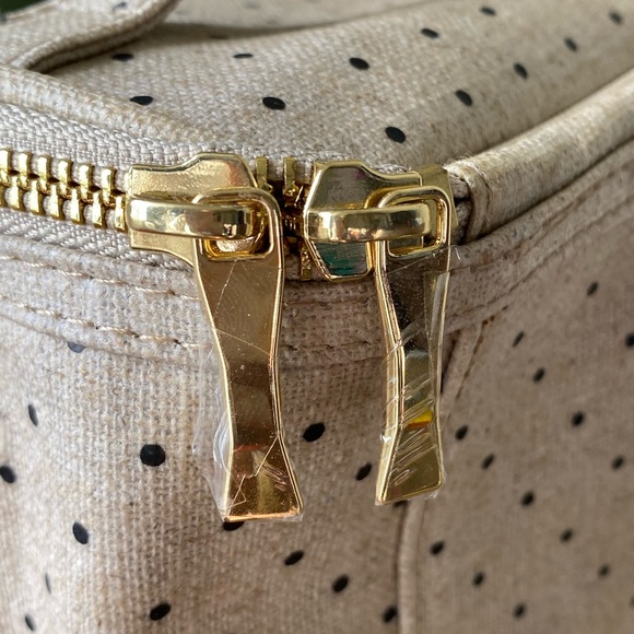 Kate Spade Out to Lunch tote/toiletry bag - Picture 3 of 4